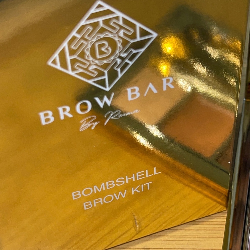 BROW BAR BOMBSHELL Brow Kit Dark - Picture 5 of 8